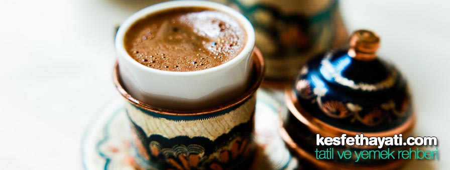 Su-kahveden-önce-mi-içilir,-Kahvenin-yanında-neden-su-içilir,-Kahvenin-yanında-ne-ikram-edilir